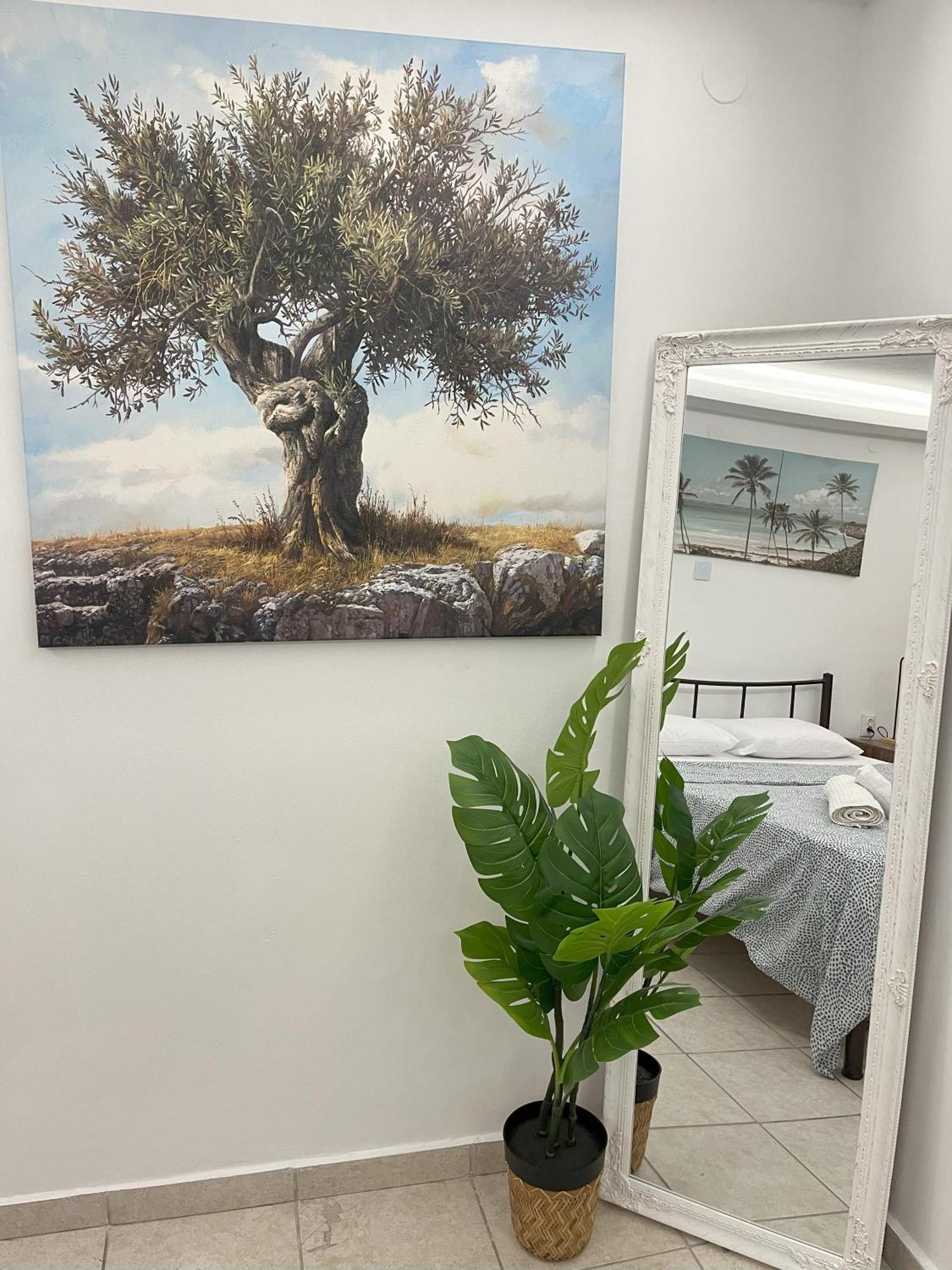 Skg Retreat Emerald - 5Min Walk From Seafront Thessaloniki Buitenkant foto